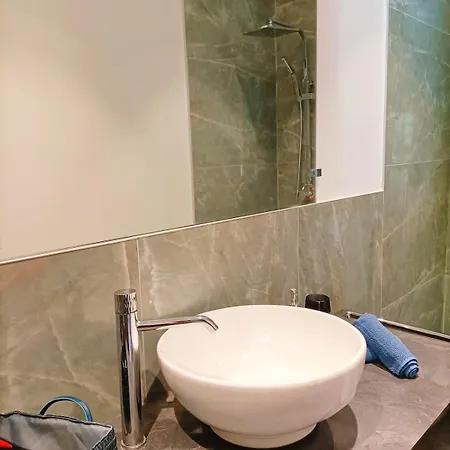 Mas Le Clos De Teillan 6 3 Sdb, Piscine, Sauna, Bain A Remous Villa