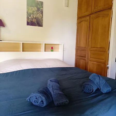 Mas Le Clos De Teillan 6 3 Sdb, Piscine, Sauna, Bain A Remous Aimargues