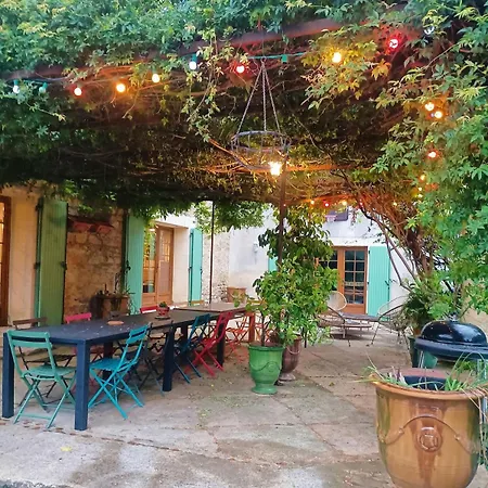 Villa Mas Le Clos De Teillan 6 3 Sdb, Piscine, Sauna, Bain A Remous Aimargues