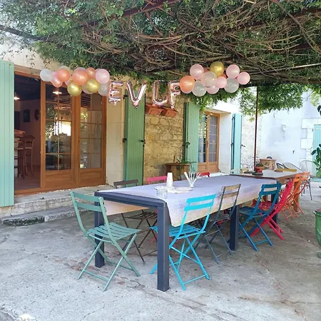 Mas Le Clos De Teillan 6 3 Sdb, Piscine, Sauna, Bain A Remous Villa Aimargues